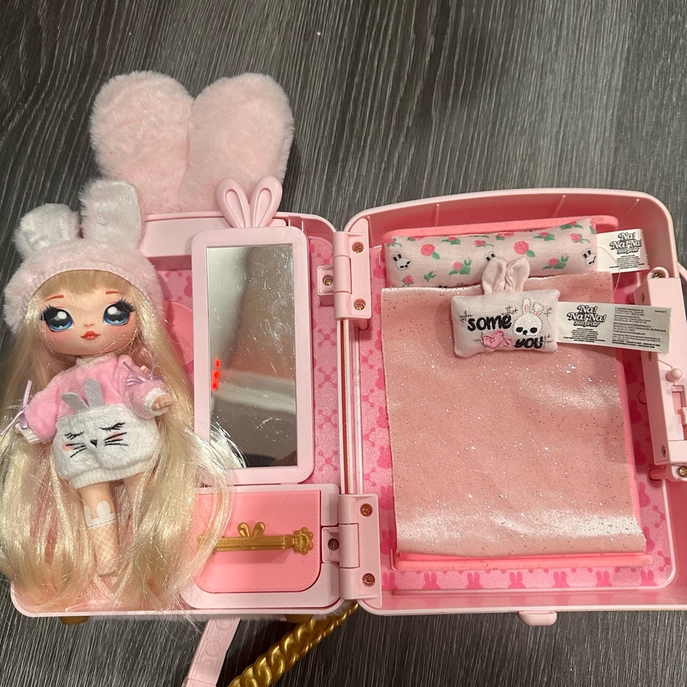 NA NA surprise bunny doll